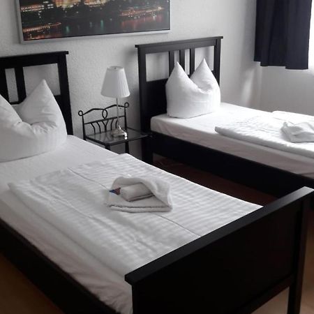 Gz Hostel Bornheim Widdig Экстерьер фото