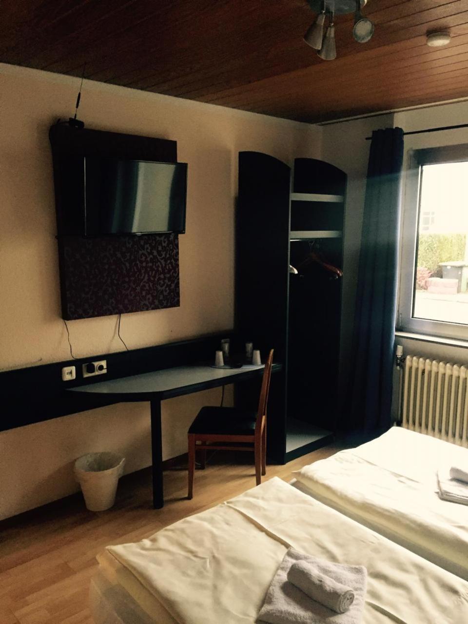 Gz Hostel Bornheim Widdig Экстерьер фото