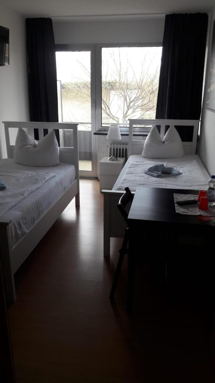 Gz Hostel Bornheim Widdig Экстерьер фото